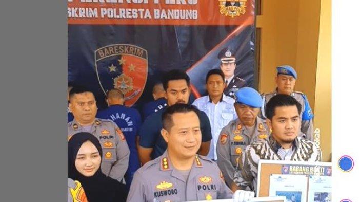 istri dikubur oleh suaminya serta komplotan di Kampung Babakan, Desa Pangauban, Kecamatan Pacet, Kabupaten Bandung. jadi Berita Viral