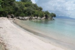 Inilah Pantai Waijarang dengan pasir putihnya.