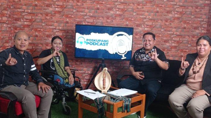 PEDULI HAM - Sekretaris Garamin, Kepala Bagian Hukum Pemkot Kupang dan Pengacara Pembela HAM bersama host Novemy Leo dalam Podcast Kota Kupang menuju Kota Peduli HAM, Cahaya Terang Bagi Si rentan, Kamis (10/8).