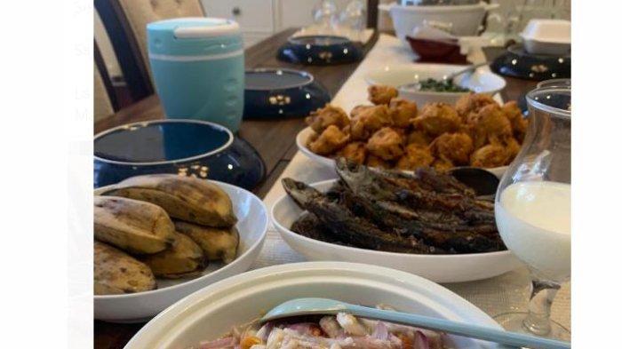 SAMBAL LAWAR SARDIN TIMOR - Kuliner NTT Lawar Ikan Sardin Perasan Jeruk Nipis Tipis Suguhan Bidadari Venessa Paulus di Bali, Sabtu 5 November 2023