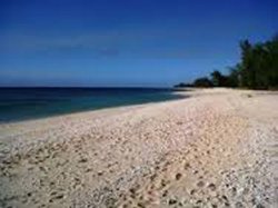 Tanjung Bastian dan Pantai Wini Potensi Wisata Unggul