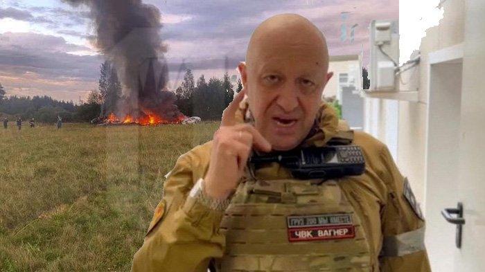 Gambar yang dirilis Ostorozhno Novosti pada Rabu 23 Agustus 2023 ini menunjukkan lokasi jatuhnya jet pribadi di dekat desa Kuzhenkino Rusia. Pejabat Rusia mengatakan 10 orang, termasuk pimpinan Wagner Yevgeny Prigozhin, tewas dalam kecelakaan itu.
