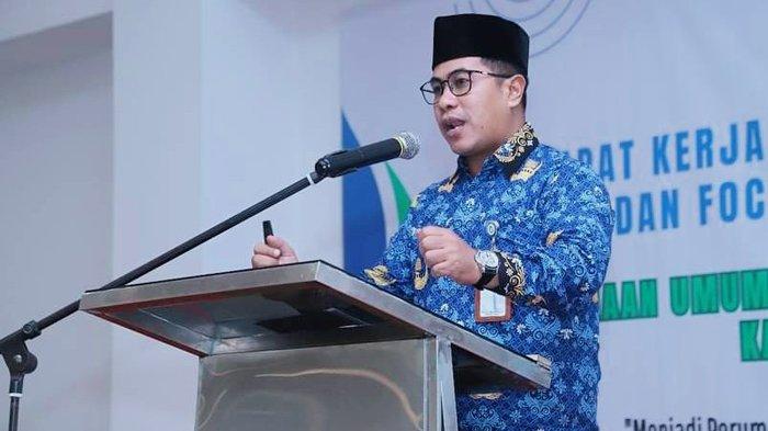 Direktur Perumda Tiara Lombok Tengah Bambang Supratomo dalam rapat kerja RKAP tahun 2024 dirangkaikan dengan Focus group Discussion (FGD) di Hotel Swiss Belcourt Lombok belum lama ini.