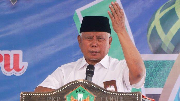 Bupati Lombok Timur H M Sukiman Azmy menghadiri serah terima santri baru di Pondok Pesantren Tajul Karomah Karya Husada Rakam, Selong, pada Rabu (24/8/2022).