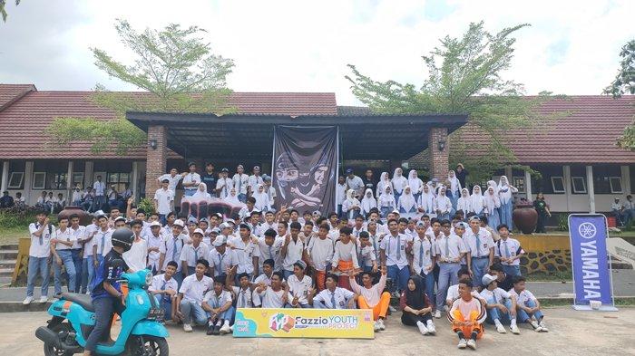 Yamaha menyelenggarakan Fazzio Youth Project di SMA Negeri 1 Gunungsari, Kabupaten Lombok Barat, Senin (11/9/2023). Kegiatan serupa akan digelar di beberapa SMA lainnya di Lombok Barat.