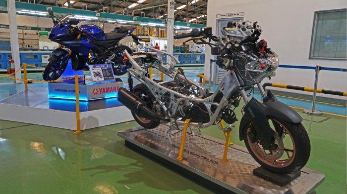 Kerangka motor buatan Yamaha di Pabrik YIMM, Pulo Gadung, Jakarta Timur, Kamis (31/8/2023).