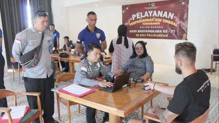 Kantor Imigrasi Kelas I TPI Mataram menggelar layanan jemput bola bagi Warga Negara Indonesia dan Warga Negara Asing pada hari Kamis dan Jumat 6-7 Juli 2023 di Lapangan Sangkareang Mataram dan Gili Trawangan.