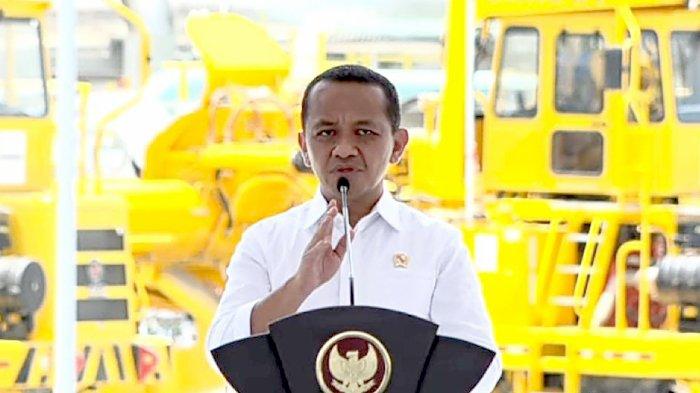 Menteri Energi dan Sumber Daya Mineral, Bahlil Lahadalia saat memberikan sambutan di acara peresmian smelter pabrik pemurnian tembaga dan logam PT Amman Mineral International Tbk (AMMAN) yang berada di Sumbawa Barat, Nusa Tenggara Barat (NYB), Senin (23/9/2024).