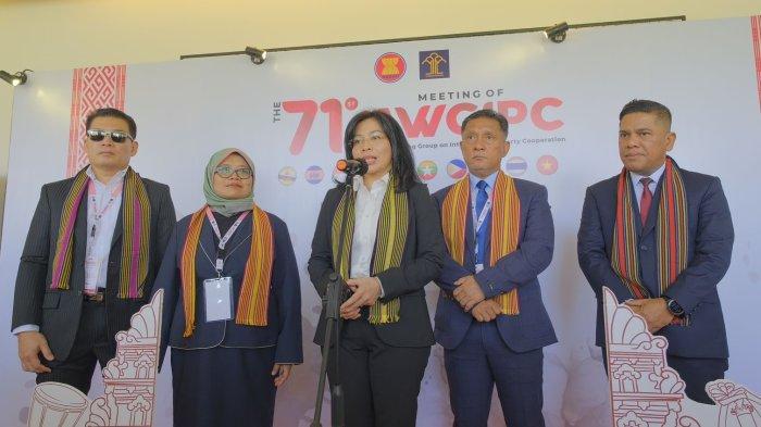Kakanwil Kemenkumham NTB, Parlindungan (kanan) dalam acara ASEAN Working Group on Intellectual Property di Pullman Mandalika Lombok Beach Resort, Selasa (7/11/2023).