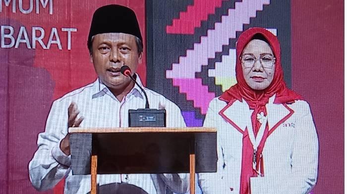 Pasangan Amar-Hanipah saat Debat Pilkada KSB.
