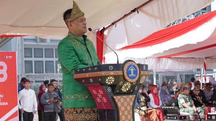 Kepala Kantor Wilayah Kemenkuman NTB, Romi Yudianto menyampaikan sambutan pada peringatan HUT ke-78 RI, Kamis (17/8/2023).