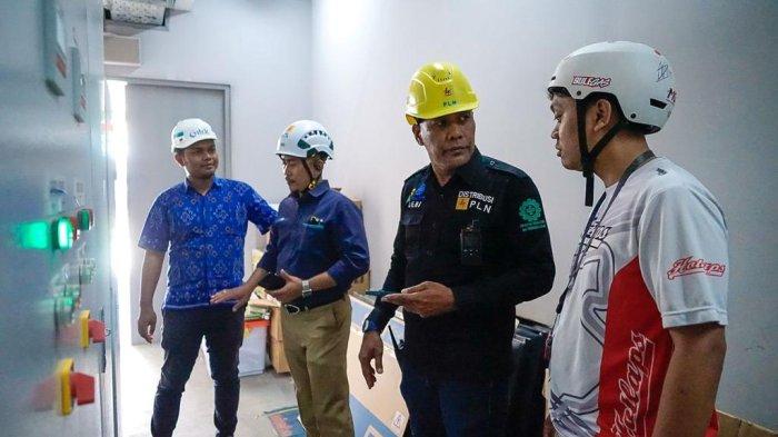 Menjelang event MotoGP Mandalika 2023, PLN Unit Induk Wilayah Nusa Tenggara Barat menggelar simulasi backup sistem UPS atau Uninterruptible Power Supply di area VIP Village Sirkuit Mandalika.