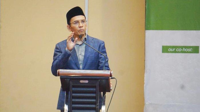 Ketua Organisasi Internasional Alumni Al Azhar (OIAA) TGB HM Zainul Majdi saat berbicara di International Confrence of Islamic Economics & business (Iconies) ke-9, Fakultas Ekonomi Universitas Islam Negeri Maulana Malik Ibrahim, di Kota Malang, Kamis (31/8/2023).