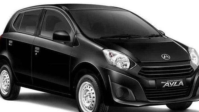 Daihatsu Ayla Hitam