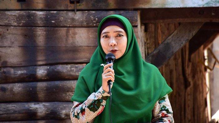 Dr Hj Sitti Rohmi Djalilah