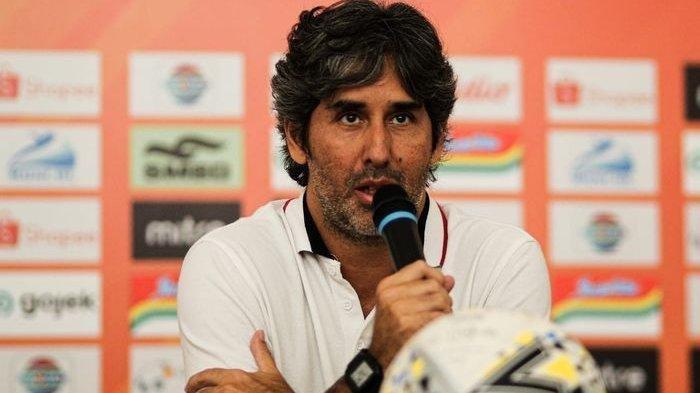 Pelatih Bali United asal Brasil,Stefano Cugurra.
