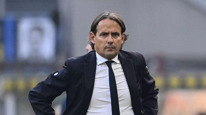 Simone Inzaghi dikritik setelah mengganti Marcus Thuram dengan Alexis Sanches di babak kedua Inter vs Bologna, Sabtu (7/10/2023). Keputusan sang pelatih dinilai terlalu dini.