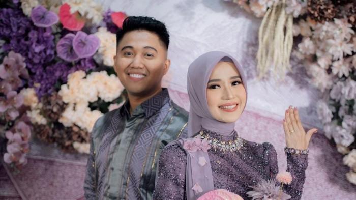LAMARAN VIRAL – Potret prosesi lamaran Rinaldi dan Alfi di Makassar, beberapa waktu lalu. Inal melamar kekasihnya dengan total mahar mencapai Rp1 miliar.