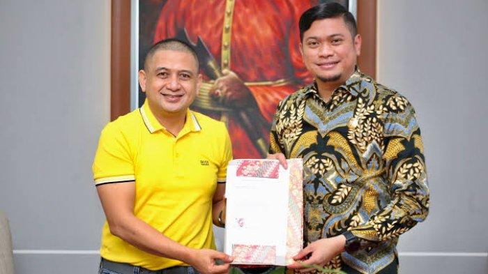 KETUA GOLKAR - Pertemuan Munafri Arifuddin dan Adnan Purichta Ichsan beberapa waktu lalu. Appi dan Adnan digadang-gadang bertarung sebagai calon Ketua Golkar Sulsel.