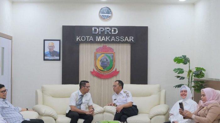 DANNY PAMIT - Wali Kota Makassar Danny Pomanto berpamitan ke DPRD Makassar pada hari terakhirnya menjabat, Rabu (19/2/2025). Danny Pomanto bangga selalu harmonis dengan DPRD Makassar sepanjang dua periode memimpin kota ini.