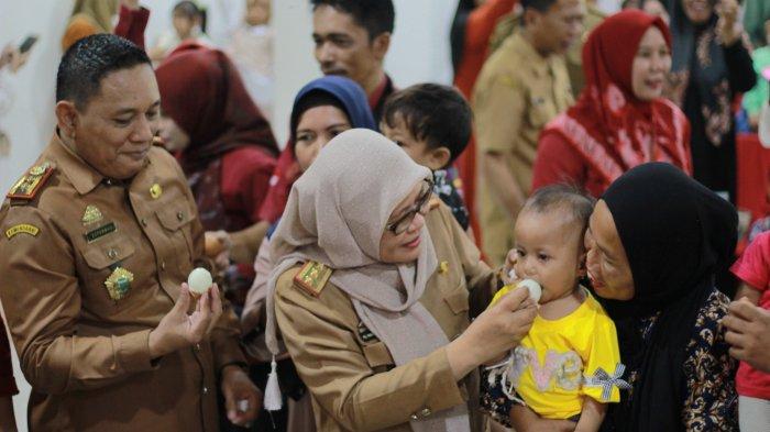 Dinas Sosial mengikuti pencanangan gerakan peduli stunting (Gadis) 2024 dan Kampanye Makan Telur oleh Pemerintah Provinsi Sulawesi Selatan secara daring di aula rumah jabatan Bupati Luwu, Kelurahan Pammanu, Kecamatan Belopa Utara, Selasa (23/4/2024).