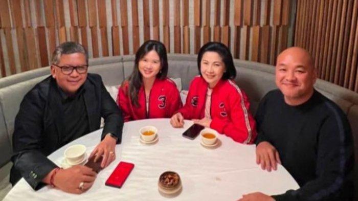 Sekretaris Jenderal DPP PDI Perjuangan (PDIP) Hasto Kristiyanto saat bertemu dengan mantan kekasih Ketua Umum PSI Kaesang Pangarep, Felicia Tissue.