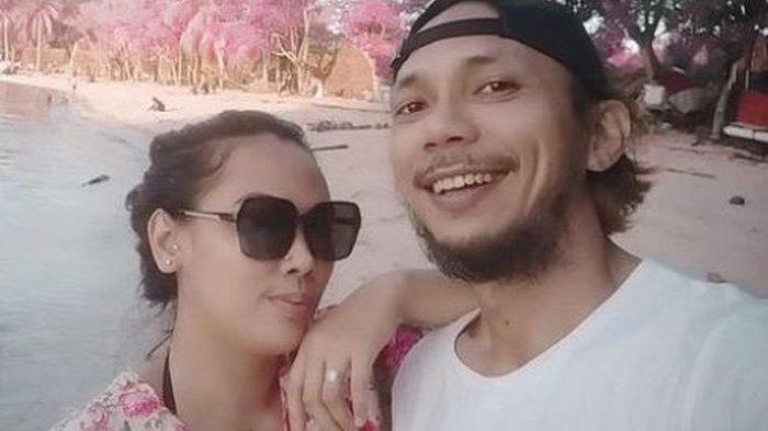 Norman Kamaru dan istrinya, Jhasmine Titis.