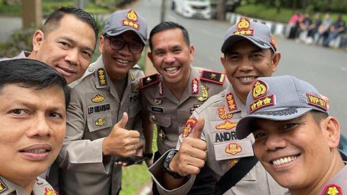 Irjen Mahmud Nazly Harahap berfoto bersama kawan seangkatannya sesama alumni Akpol 1997.