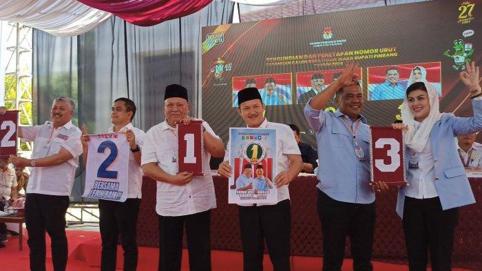 Ketiga paslon di Pilkada Pinrang saat menunjukan masing-masing nomor urutnya