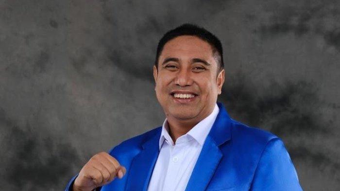 MUSWIL PAN SULSEL - Ketua DPD PAN Maros, Chaidir Syam, menegaskan tidak akan mencalonkan diri lagi dalam Musyawarah Daerah (Musda) PAN Maros. Ia memilih untuk memberi kesempatan kepada kader lain agar terjadi regenerasi kepemimpinan di tingkat kabupaten