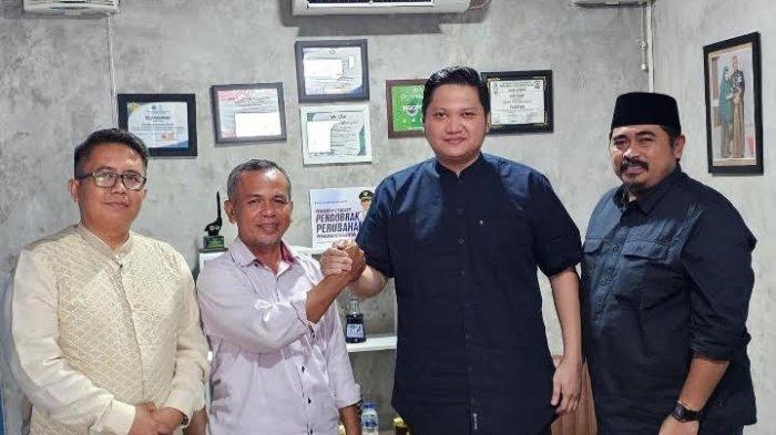 Ketua DPD Partai Nasdem Luwu Arham Basmin dan Ketua PKS Luwu Ahmad Sulaeman bertemu beberapa waktu.