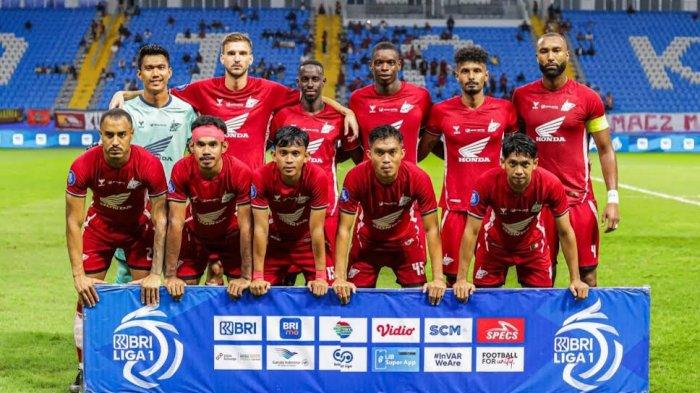 Line up PSM Makassar.