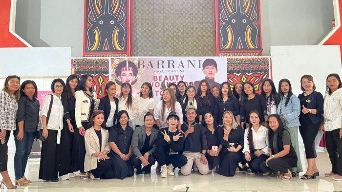 Make Up Artist (MUA) Barrani menggelar beauty workshop toraja di Gedung Pusat Pelayanan Pemuda Antonio Aris Van De Loosdrecht Jl. Kartika No.56, Singki', Kec. Rantepao, Kabupaten Toraja Utara, Selasa (23/4)