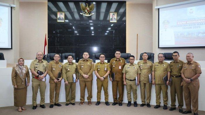 MUTASI PEJABAT - ajaran Plt Kepala Dinas yang ditunjuk oleh Munafri Arifuddin du Ruang Sipakatau Balaikota Makassar Jl Ahmad Yani, Selasa (4/3/2025). Wali Kota Makassar Danny Pomanto mengganti Plt Kadis era Danny Pomanto.