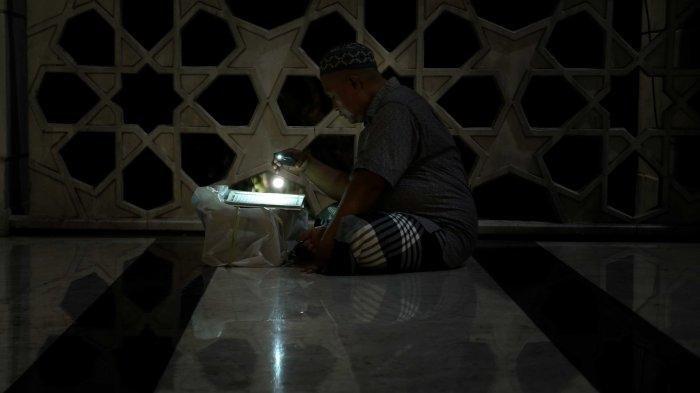 Ilustrasi pemadaman listrik atau mati lampu.