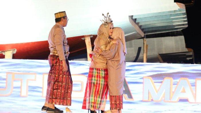 Momen HUT ini dijadikan persembahan resmi melepas Fatmawati Rusdi dari jabatannya sebagai Wakil Wali Kota Makassar.