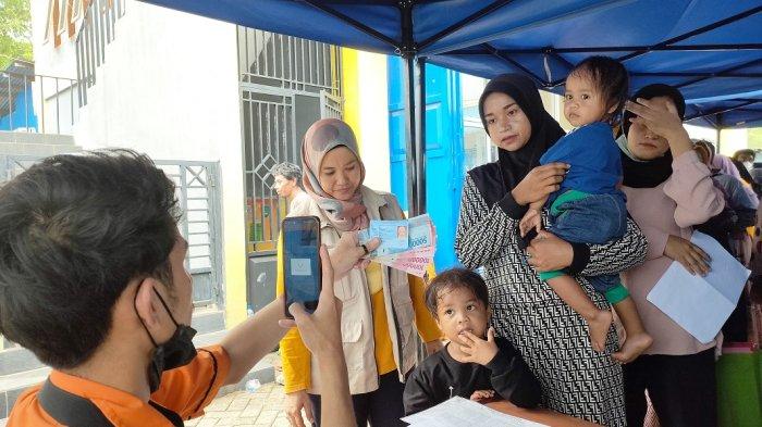 Pembagian BLT di Kecamatan Simbang, Maros, Sabtu Lalu