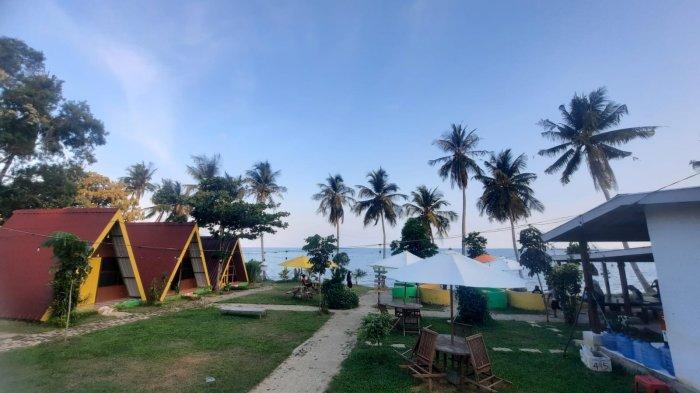 Penampakan Pantai Togeo Tonra di Desa Bulu-bulu, Kecamatan Tonra, Kabupaten Bone, Sulawesi Selatan.