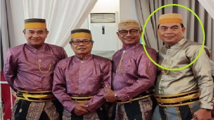 Potret Pengacara Rudi S Gani semasa hidupnya (kanan).