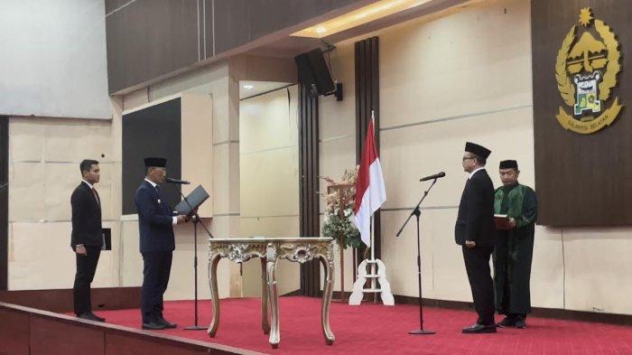 Prosesi pelantikan Sekda Sulsel Jufri Rahman di Ruang Pola Kantor Gubernur Sulsel, Jl Urip Sumoharjo, Makassar, Rabu (14/8/2024).