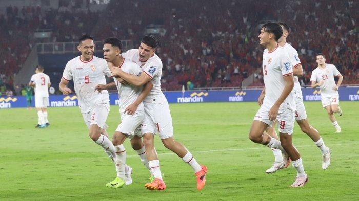 Selebrasi Marselino Ferdinan usai cetak gol di laga Timnas Indonesia vs Arab Saudi pada Kualifikasi Piala Dunia 2026 di GBK, Selasa (19/11/2024) malam.