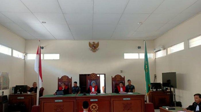 Suasana sidang pembelaan terdakwa berinisial MZ (37) di Pengadilan Negeri Barru di Jl Sultan Hasanuddin, Kelurahan Coppo, Kecamatan Barru, Kabupaten Barru, Sulsel, pada Selasa (26/11/2024).