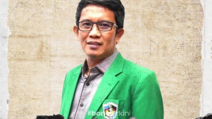 Unggahan akun Instagram @boneterkini menyebut Prof Zakir Sabara bakal maju Pilkada Bone.