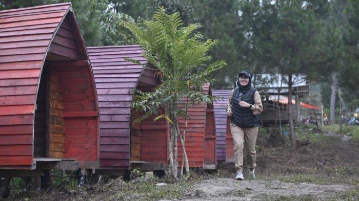 Penampakan Bukit Wakatar di Desa Limbong, Kecamatan Rongkong, Kabupaten Luwu Utara, Sulawesi Selatan