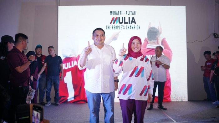 Appi-Aliyah saat deklarasi kemenangan bersama ribuan pendukung di Posko Induk MULIA, Jl AP Pettarani Makassar, Rabu (27/11/2024) malam.