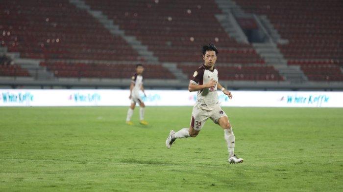Pemain PSM Makassar Kenzo Nambu.