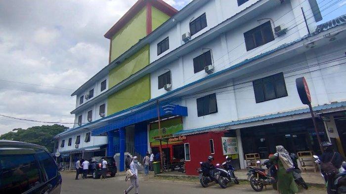 Tampak Luar Hotel PTB Maros, Sulsel yang terbengkalai beberapa waktu terakhir