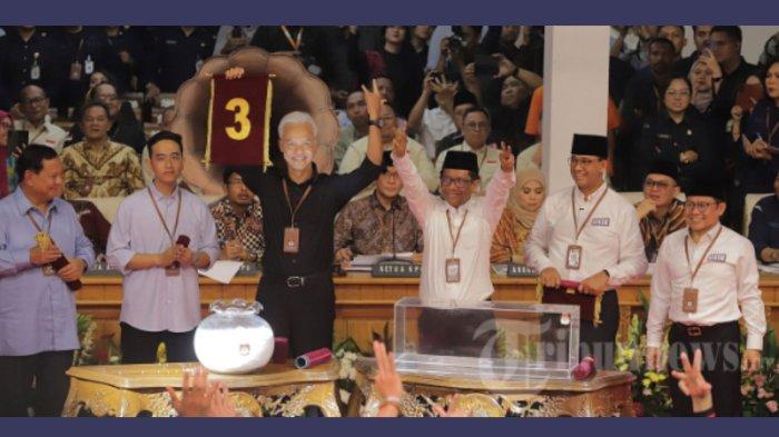 Potret Paslon Capres-Cawapres Prabowo Subianto-Gibran Rakabuming, Ganjar Pranowo-Mahfud MD dan Anies Baswedan-Muhaimin Iskandar saat pengundian nomor urut di KPU, Jakarta beberapa waktu lalu. Soliditas partai pengusung capres-cawapres menarik disimak.
