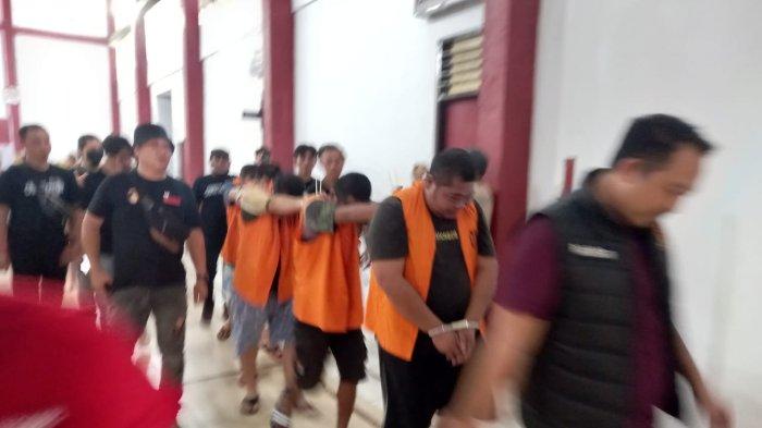 5 Tersangka Ditangkap Polres Minut Setelah Jual Makanan Minuman Kadaluarsa