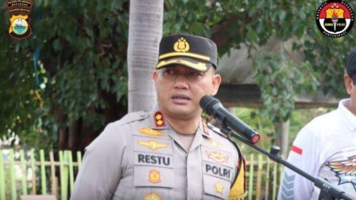 POLRI: AKBP Restu Wijayanto Kapolres Bulukumba, Sulawesi Selatan. Nama AKBP Restu Wijayanto dicaut minta sejumlah uang kepada warga.